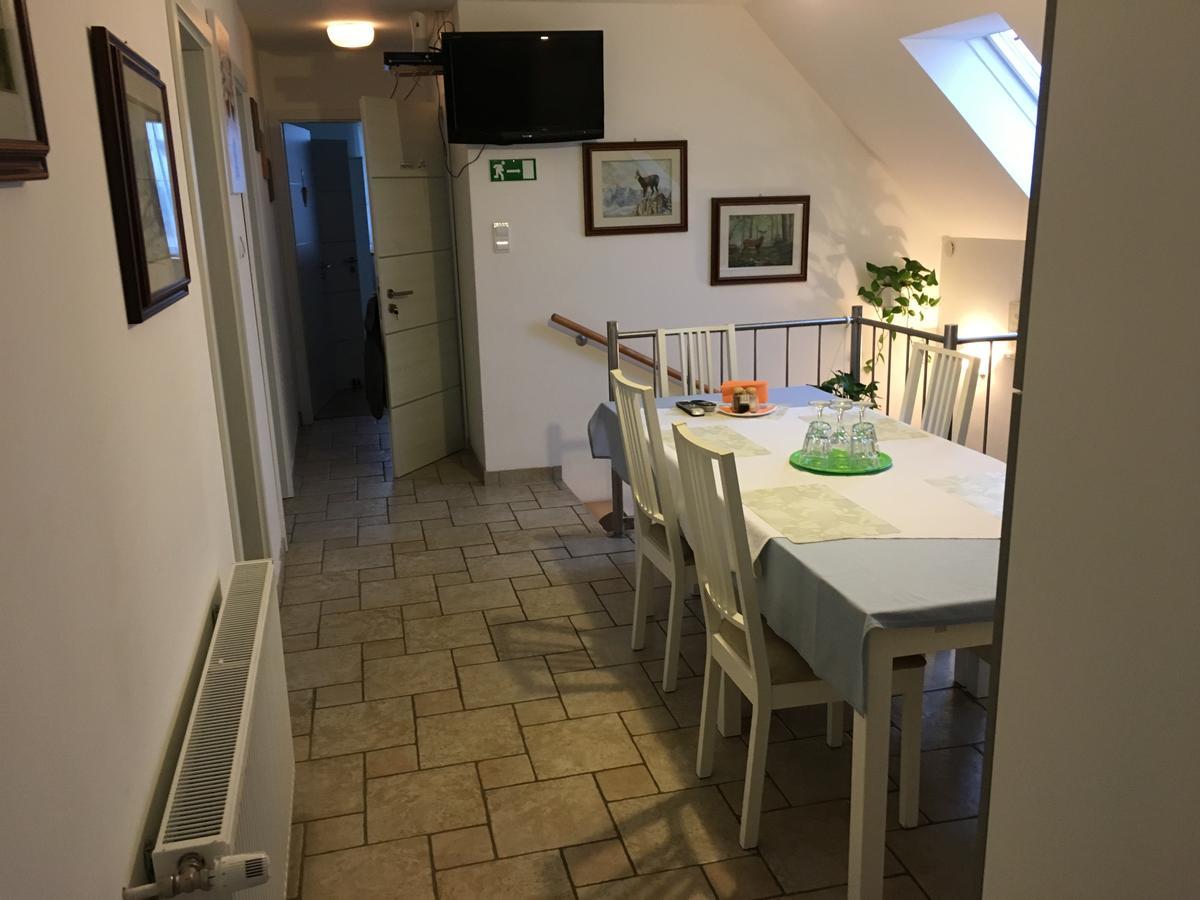 Hunters House Kft Bed And Breakfast Toltestava Экстерьер фото